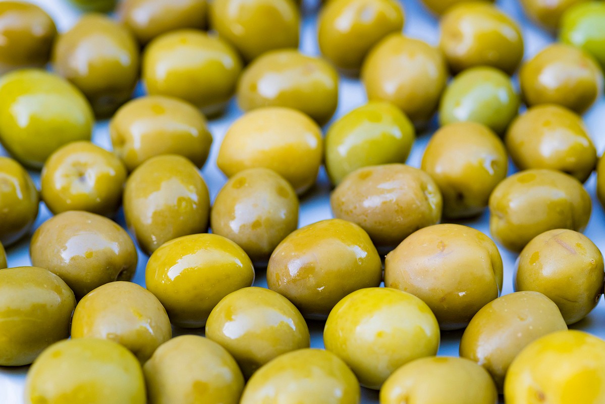 Pasticceria e Prodotti Tipici Artigianali Siciliani 3 Olio foto1